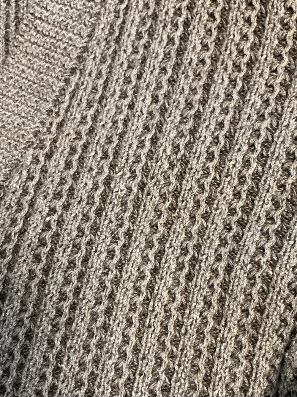 Cozy Ribbed Gray V-Neck Button Cardigan - Picture 4 of 5
